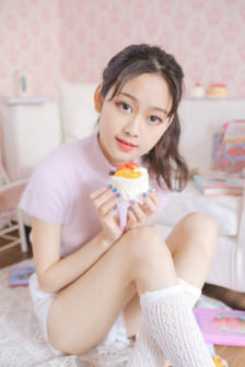 女人荫蒂勃起后样子